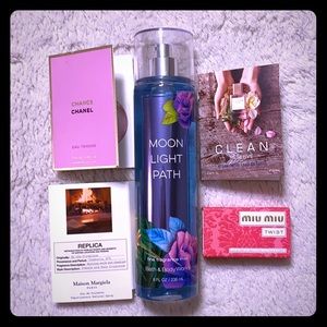 Deluxe Fragrance Sampler + Full Size Body Spray!!